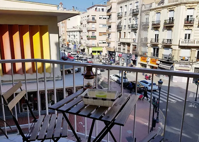Mercado De Ruzafa. Centro-wifi Apartment *